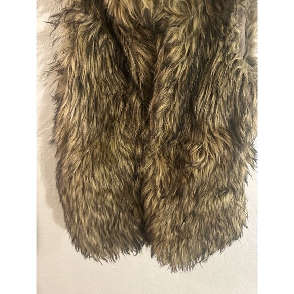 Ci Sono Penny Lane Retro 70’s Rock Faux Fur Vest - Picture 10 of 10